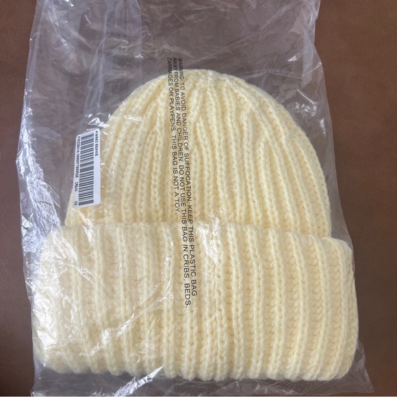 Supreme Ribbed Beanie Tan/Yellow - Picture 3 of 3
